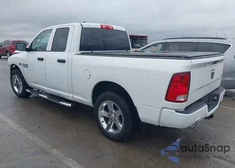 2016 Ram 1500 Express z USA, uszkodzony, nr VIN 1C6RR7FT4GS372633